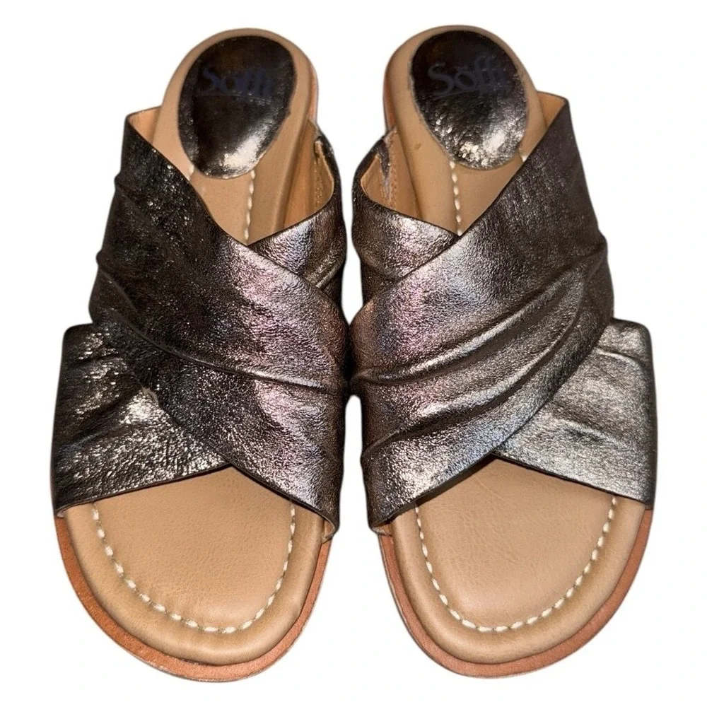 Sofft Womens Size 8 Gold Cross Strap‎ Flat Sandals